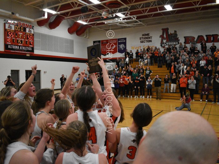 Photo Credit:  Lizzy Stavlo, Stavlo Photography Photo Credit:  Lizzy Stavlo, Stavlo Photography